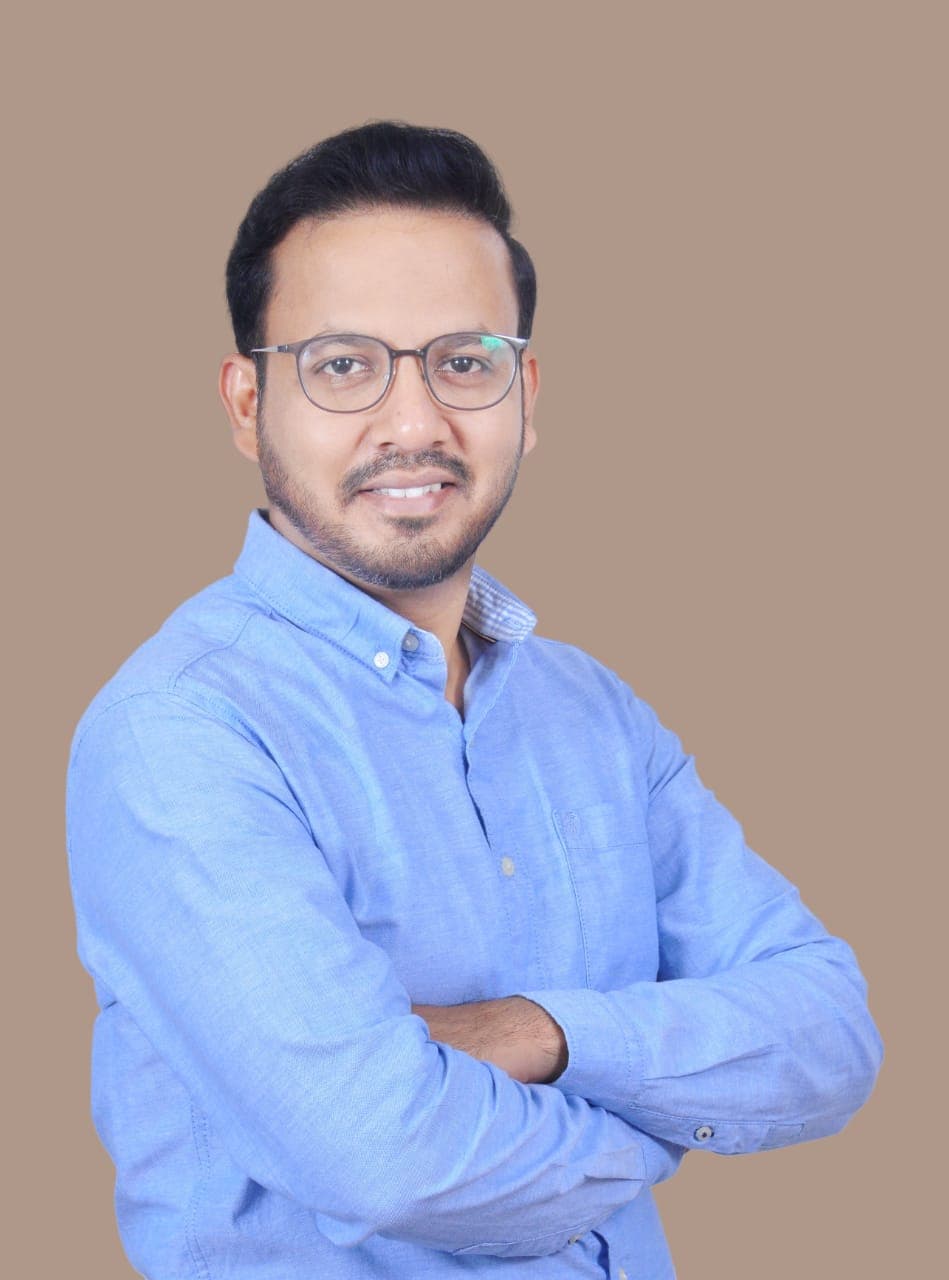 Portrait of Dr. Sounik Kiran